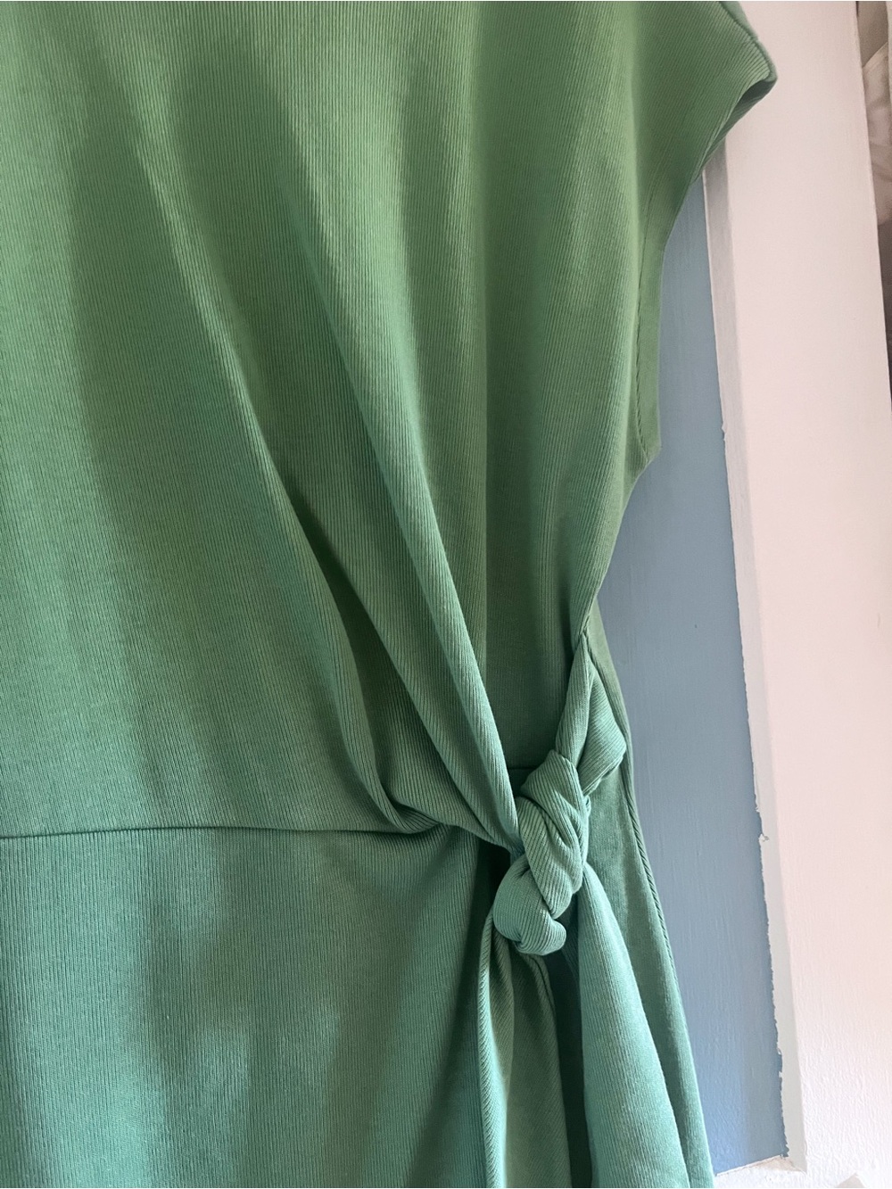 NWT Sleeveless Green Tie-Waist Knit Midi Dress Ann Taylor - Picture 3 of 5